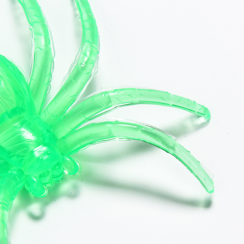Halloween Props Luminous Spider Trick Scary Toy Simulation Spider Haunted House Decoration Small Spider Plastic Spider