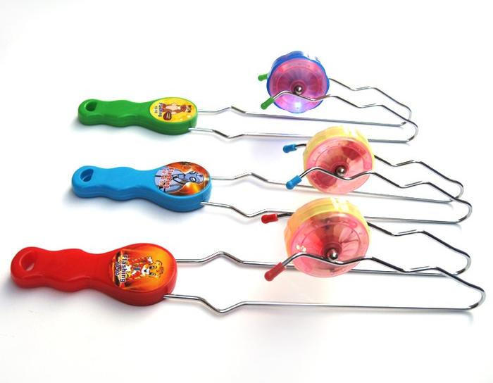 Factory outlets track Yo-Yo/flashing/magic tricks yoyo Yo-Yo YOYO ball light Factory outlets track Yo-Yo/flashing/magic tricks yoyo Yo-Yo YOYO ball light