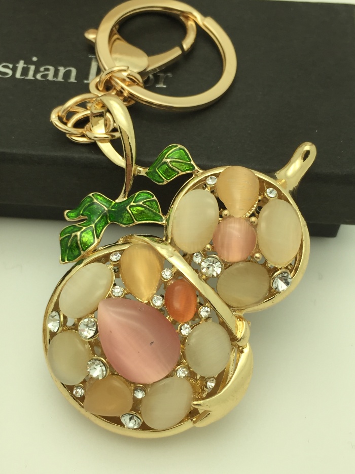 Cat gourd fashion diamond key buckle crystal drill car hanging bag creative alloy Pendant Cat gourd fashion diamond key buckle crystal drill car hanging bag creative alloy Pendant