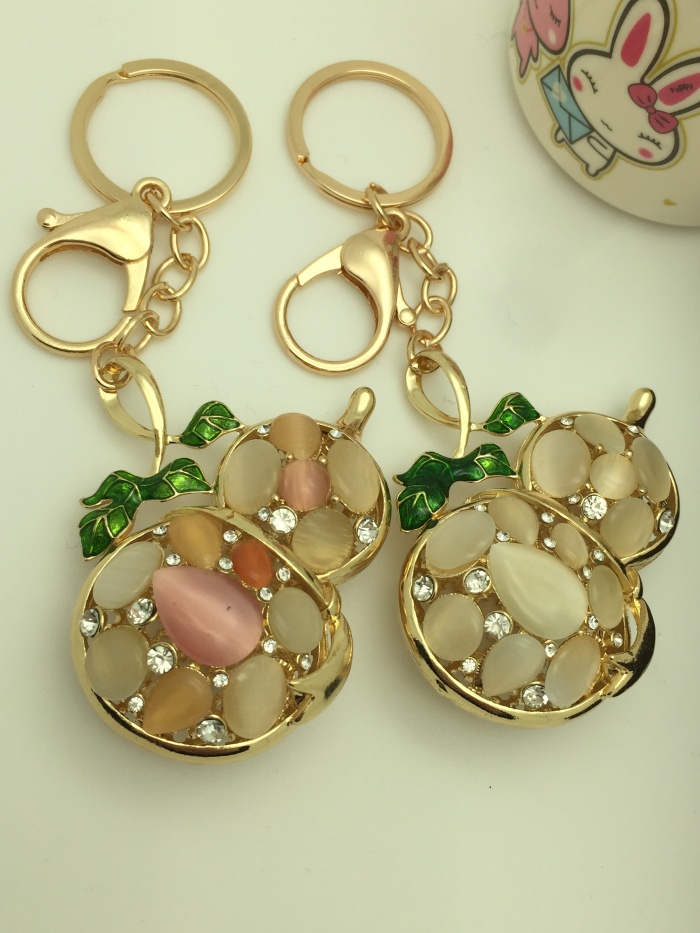 Cat gourd fashion diamond key buckle crystal drill car hanging bag creative alloy Pendant Cat gourd fashion diamond key buckle crystal drill car hanging bag creative alloy Pendant
