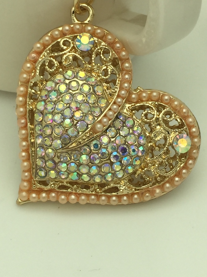 Love fashion heart-shaped diamond key buckle crystal drill car hanging bag creative alloy Pendant Love fashion heart-shaped diamond key buckle crystal drill car hanging bag creative alloy Pendant