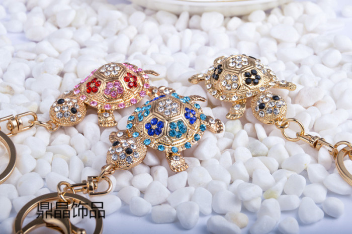 The other diamond metal Meng Meng creative animation and gift car key buckle factory direct sales The other diamond metal Meng Meng creative animation and gift car key buckle factory direct sales
