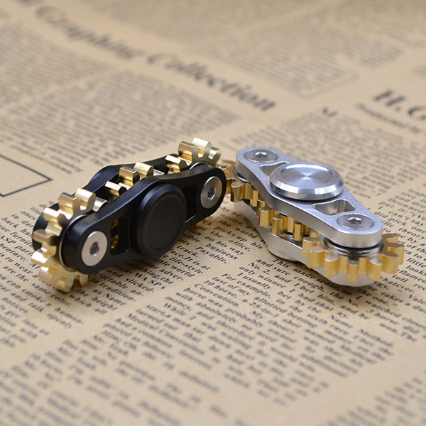 Crazy Nine-Tooth Linkage/9-Red Linkage Fingertip Gyro EDC Hand Spinner in Stock Wholesale Crazy Nine-Tooth Linkage/9-Red Linkage Fingertip Gyro EDC Hand Spinner in Stock Wholesale