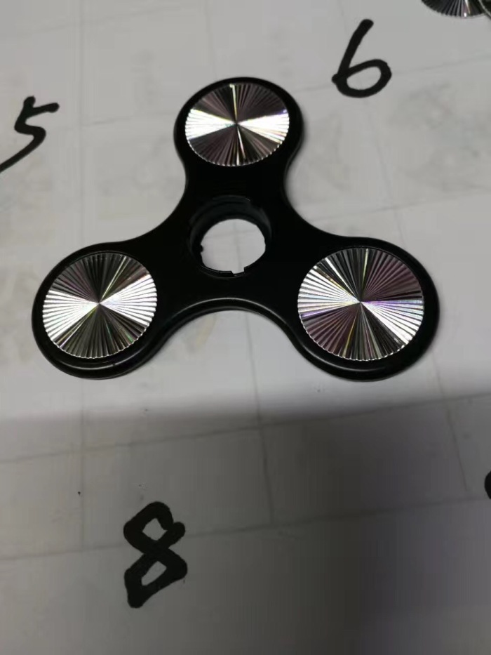 Hand spinner fingertip Gyro Zinc alloy Gyro 2-8 yuan Hand spinner fingertip Gyro Zinc alloy Gyro 2-8 yuan