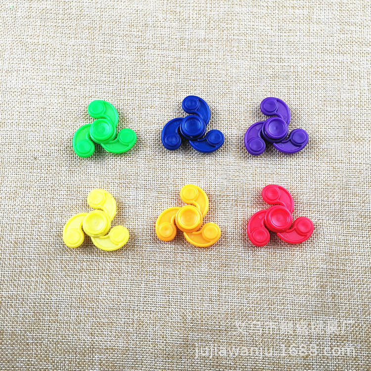 Children's Fingertip Gyro Mini Hand Spinner Small Size Plastic Gyro Capsule Toy Wholesale Children's Fingertip Gyro Mini Hand Spinner Small Size Plastic Gyro Capsule Toy Wholesale
