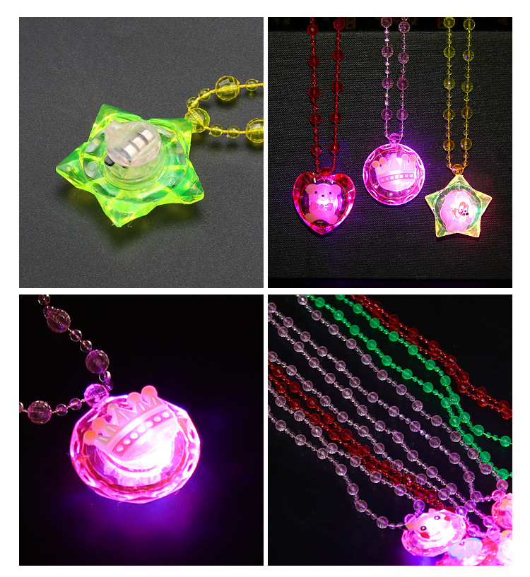 The ground stall sells novelty toys to shine necklace led flash yakeli bead cartoon pendant child gift