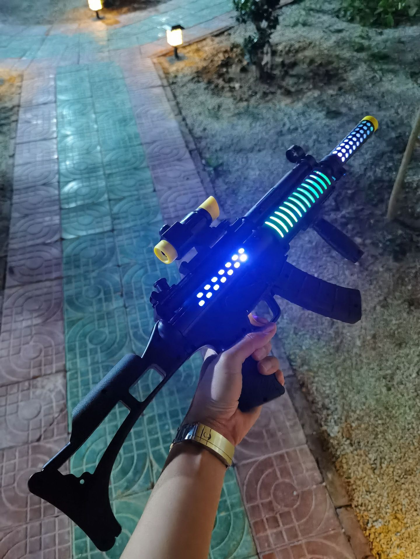 Children&#039;s Electric Toy Gun Sound and Light Music Luminous Music Gun Little Boy Toy Submachine Gun Night Market Stall Supply