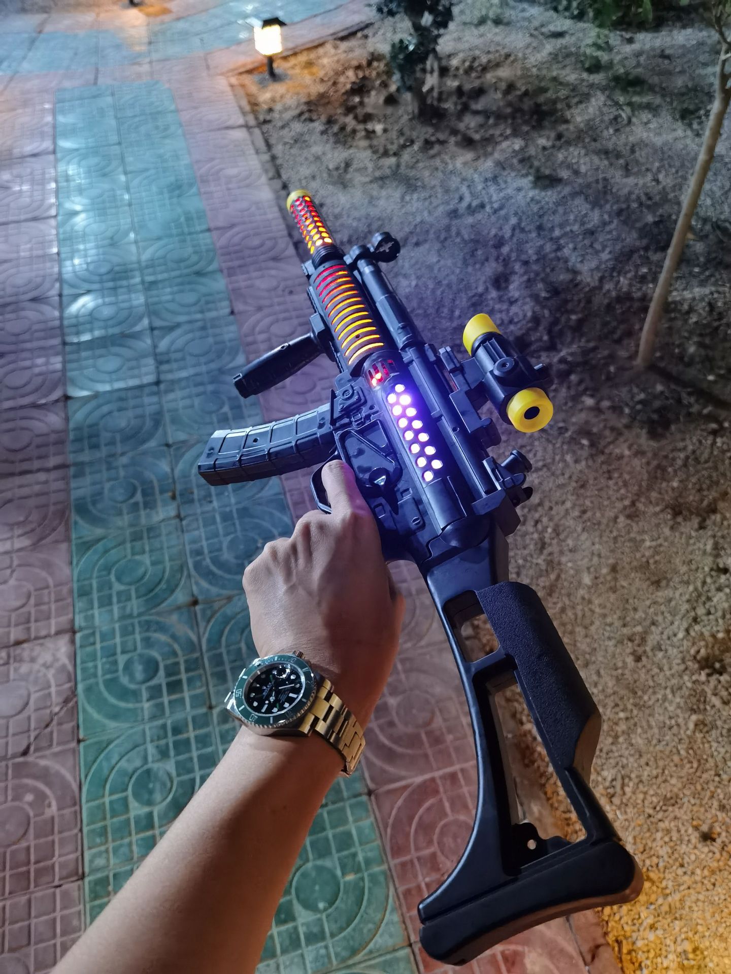 Children&#039;s Electric Toy Gun Sound and Light Music Luminous Music Gun Little Boy Toy Submachine Gun Night Market Stall Supply