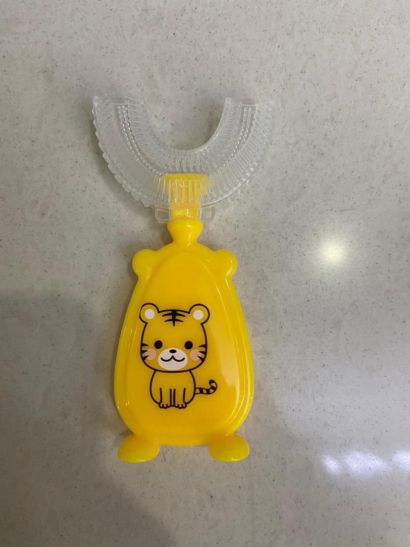 Children's U-Shaped Manual Toothbrush Liquid Silicone Soft Brush Head Standing Infant Toothbrush Children's U-Shaped Manual Toothbrush Liquid Silicone Soft Brush Head Standing Infant Toothbrush