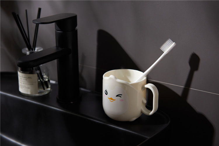 Creative Cute Couple Lucky Cat Toothbrush Gargle Cup Cute Children Plastic Minimalist Tooth Cup Drinking Water Gargle Cup