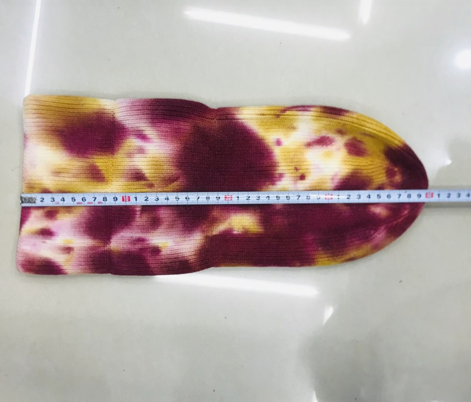 2020 European and American Insebay Amazon Etsy Hot Tie-Dye Knitted Hat Skullcap Brimless Woolen Cap Spot