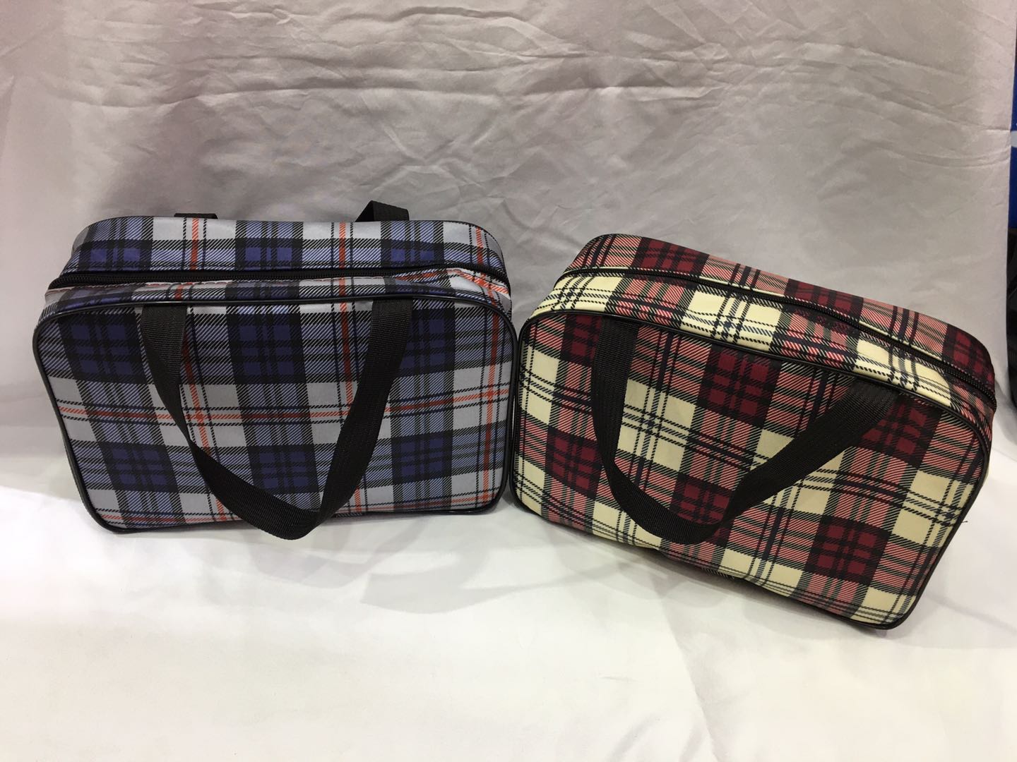Factory Direct Sales Cosmetic Bag Storage Wash Bag Handbag Washing Large Capacity Portable Travel Can Also Be Customized to Sample Factory Direct Sales Cosmetic Bag Storage Wash Bag Handbag Washing Large Capacity Portable Travel Can Also Be Customized to Sample