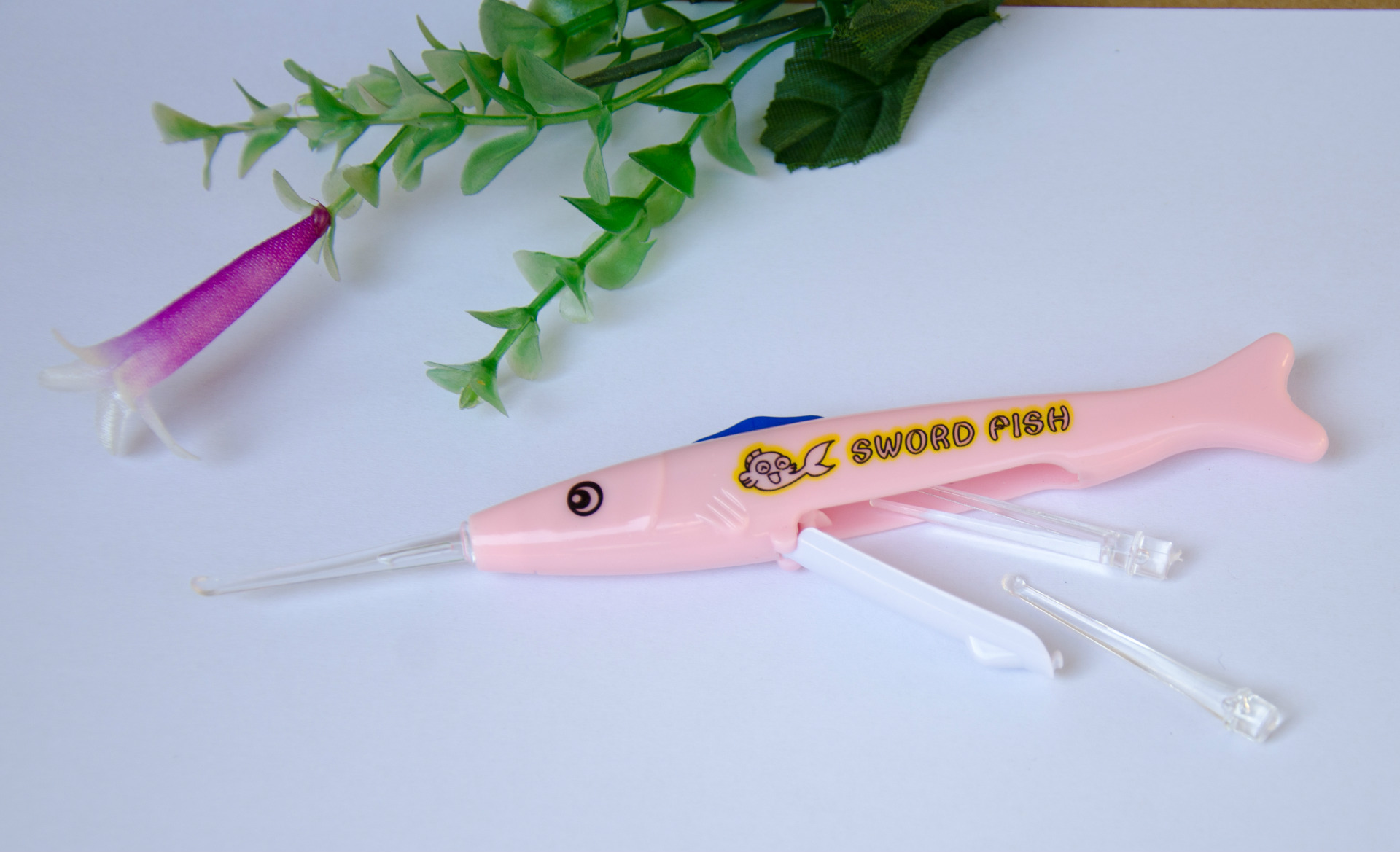 Cartoon Luminous Ear Pick Multi-Functional Xinyan Fish with Light Earpick Ear Pick Grilled Ear Cleaner Digging Earpick Cartoon Luminous Ear Pick Multi-Functional Xinyan Fish with Light Earpick Ear Pick Grilled Ear Cleaner Digging Earpick