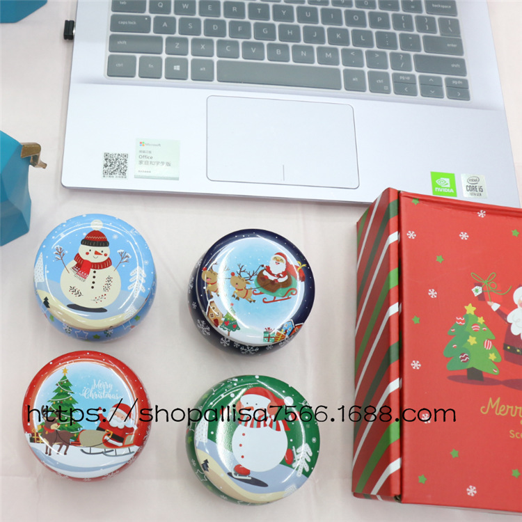 Christmas Creative round Iron Can Aromatherapy Candle Handmade Plant Wax Room Fragrance European and American Export Festival Exclusive Christmas Creative round Iron Can Aromatherapy Candle Handmade Plant Wax Room Fragrance European and American Export Festival Exclusive