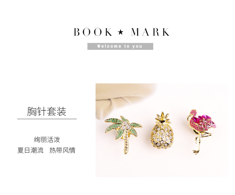 Xiao zha wang yibo with a pineapple brooch cute Japanese blonde rabbit accessories ins trend personalized badge accessories Xiao zha wang yibo with a pineapple brooch cute Japanese blonde rabbit accessories ins trend personalized badge accessories