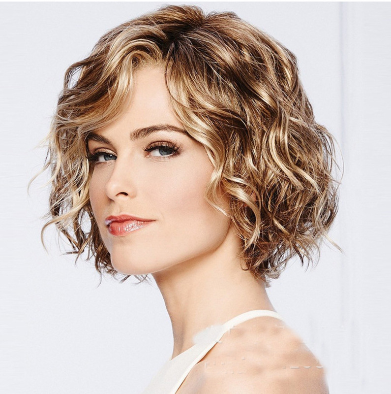 European and American hot-selling women&#039;s wigs blonde small curly chemical short curly hair cross-border supply manufacturers wholesale