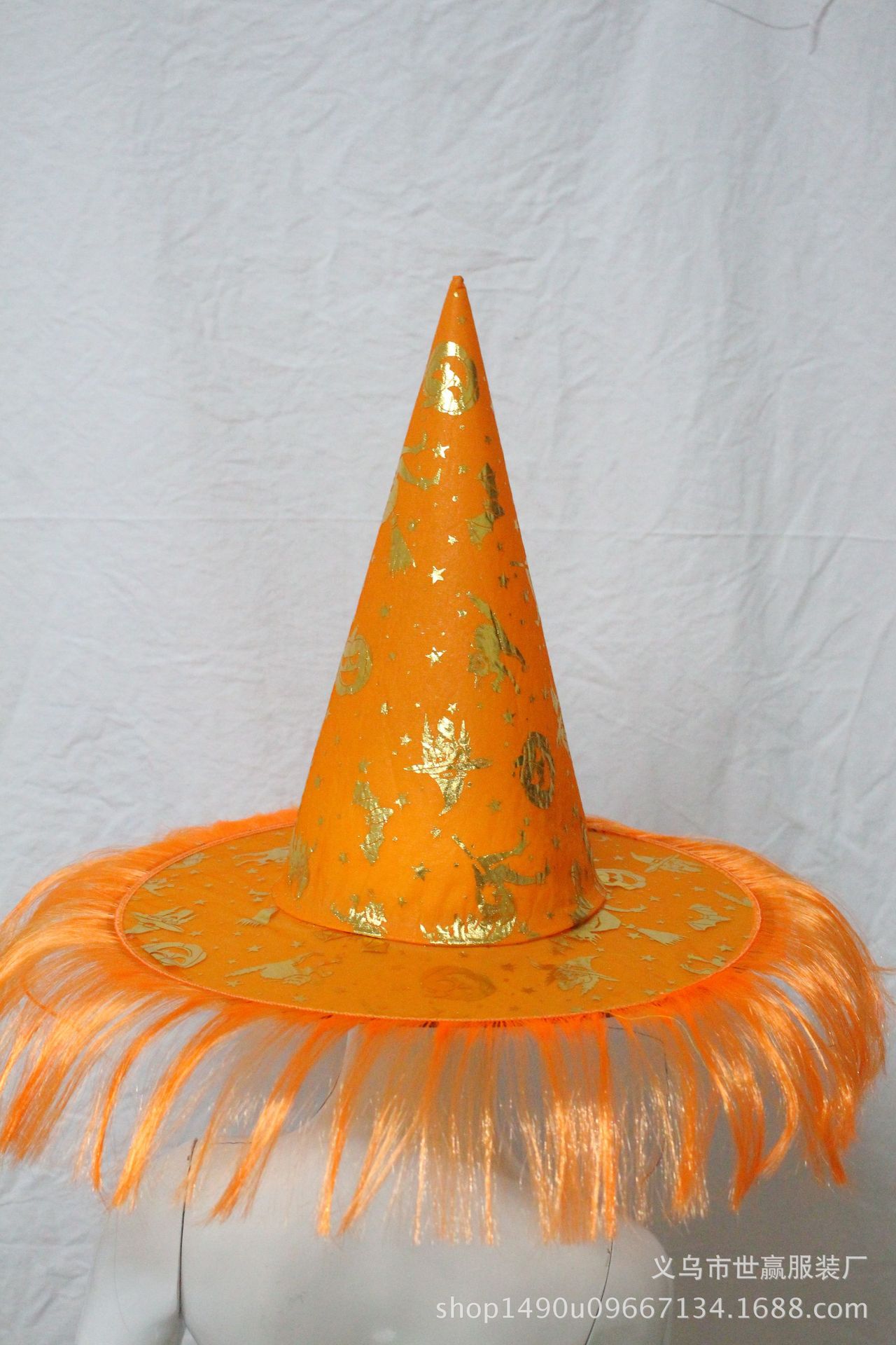 The Halloween wig hat wizard Cosplay adult children's hat performing party props. The Halloween wig hat wizard Cosplay adult children's hat performing party props.