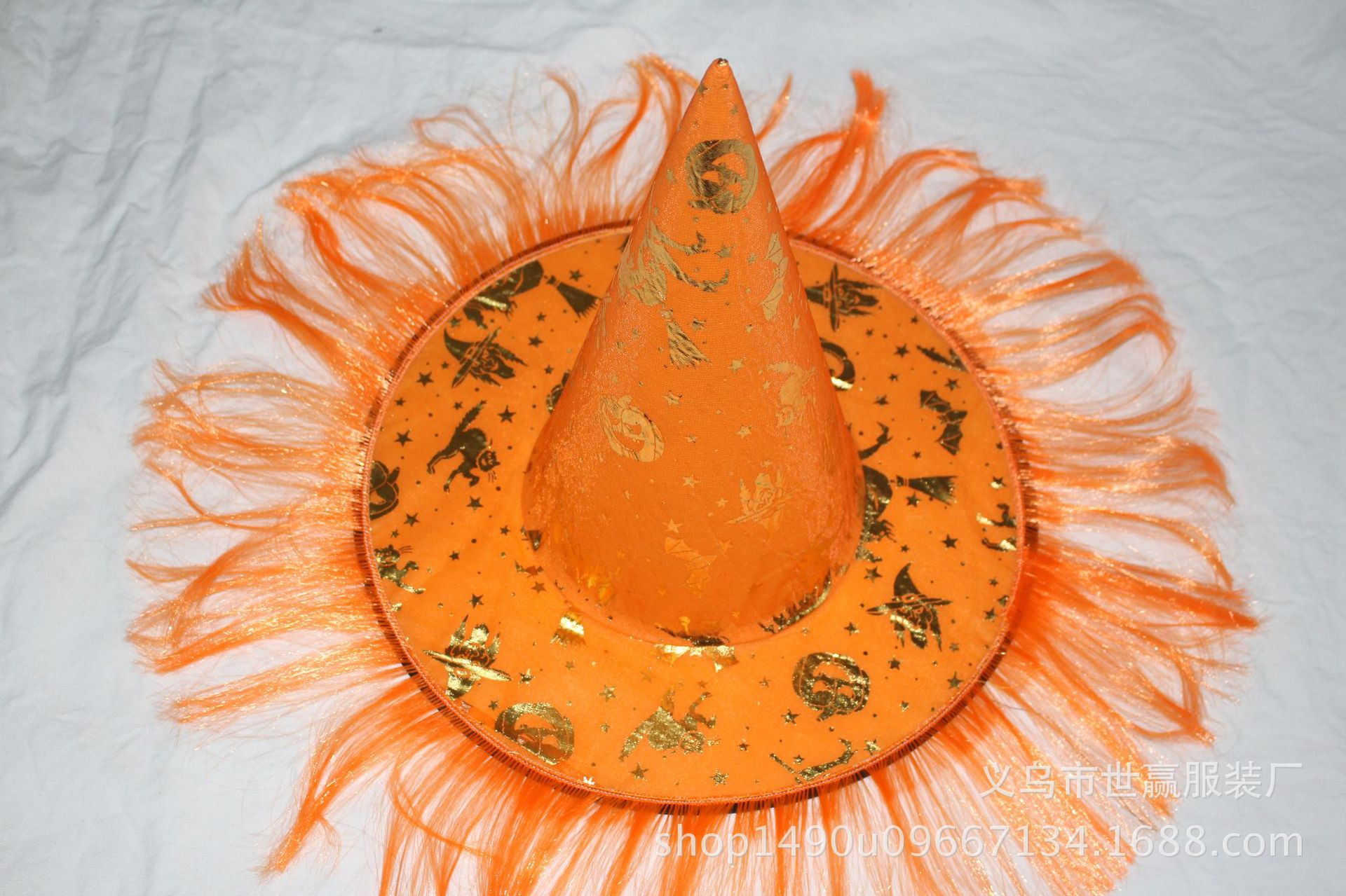 The Halloween wig hat wizard Cosplay adult children's hat performing party props. The Halloween wig hat wizard Cosplay adult children's hat performing party props.