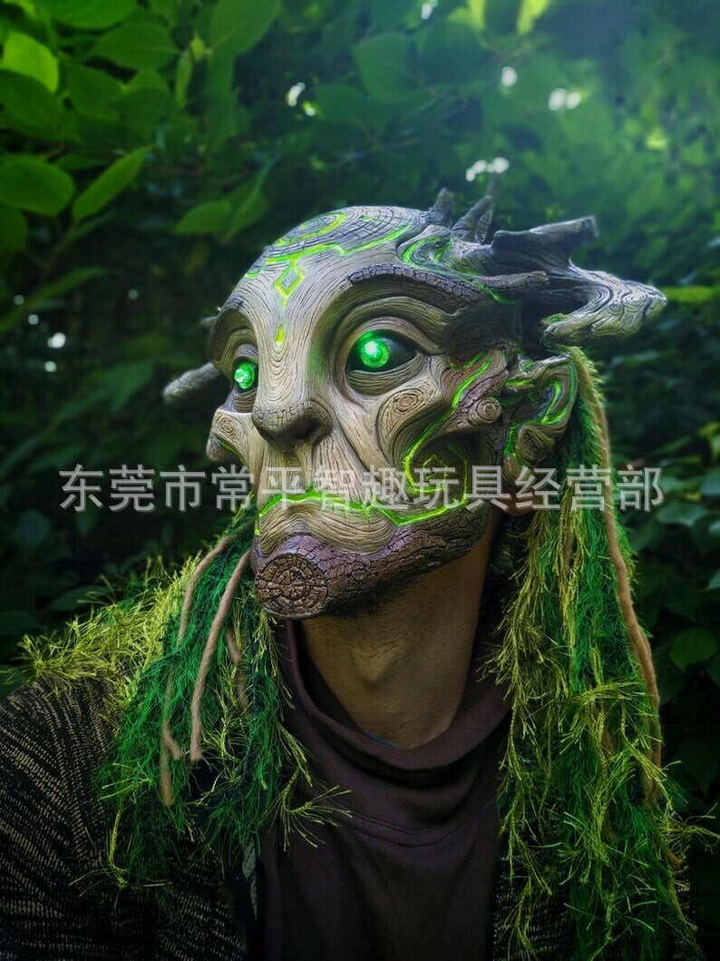 Forest Spirit Mask Forest Beast Mask with Wig Eyes Glowing Laiquendi Halloween Head Cover