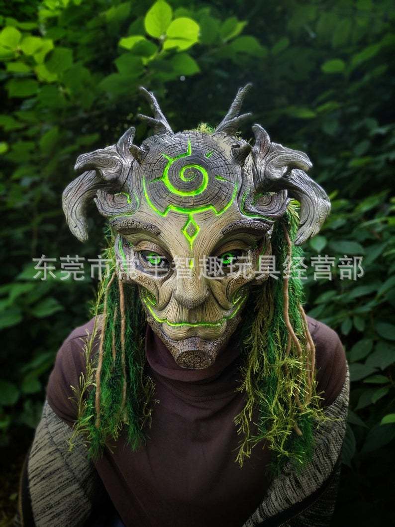 Forest Spirit Mask Forest Beast Mask with Wig Eyes Glowing Laiquendi Halloween Head Cover