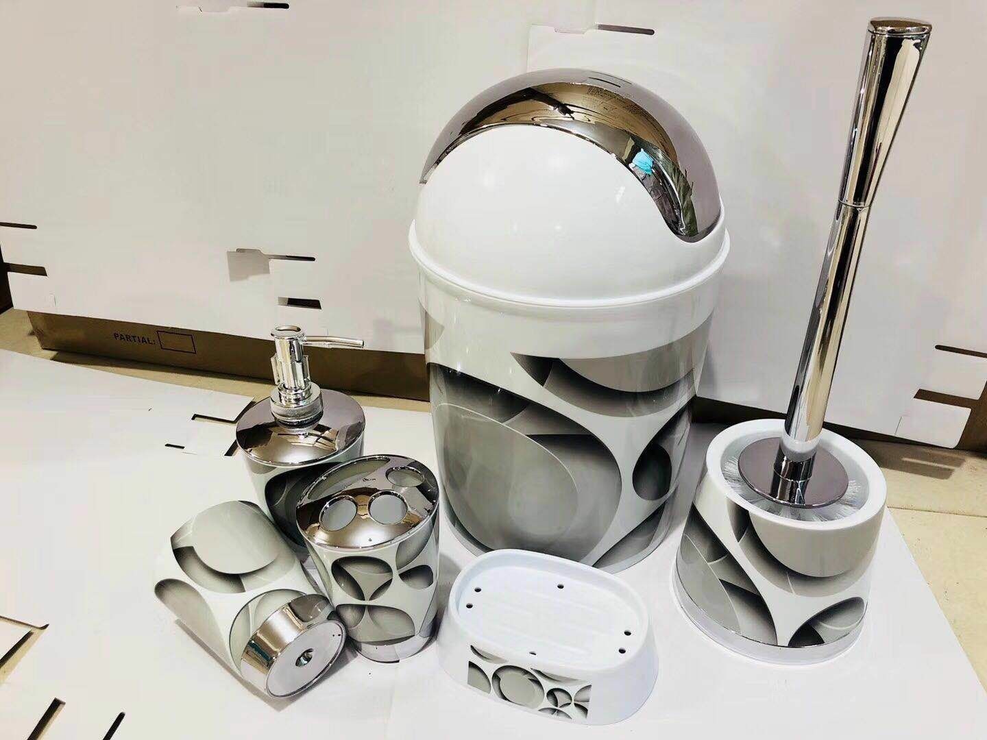 Plastic Set for Hotel Bathroom Lotion Bottle Toothbrush Holder Cup Water Cup Soap Box Toilet Brush Garbage Simple Three Or Four Piece Suit