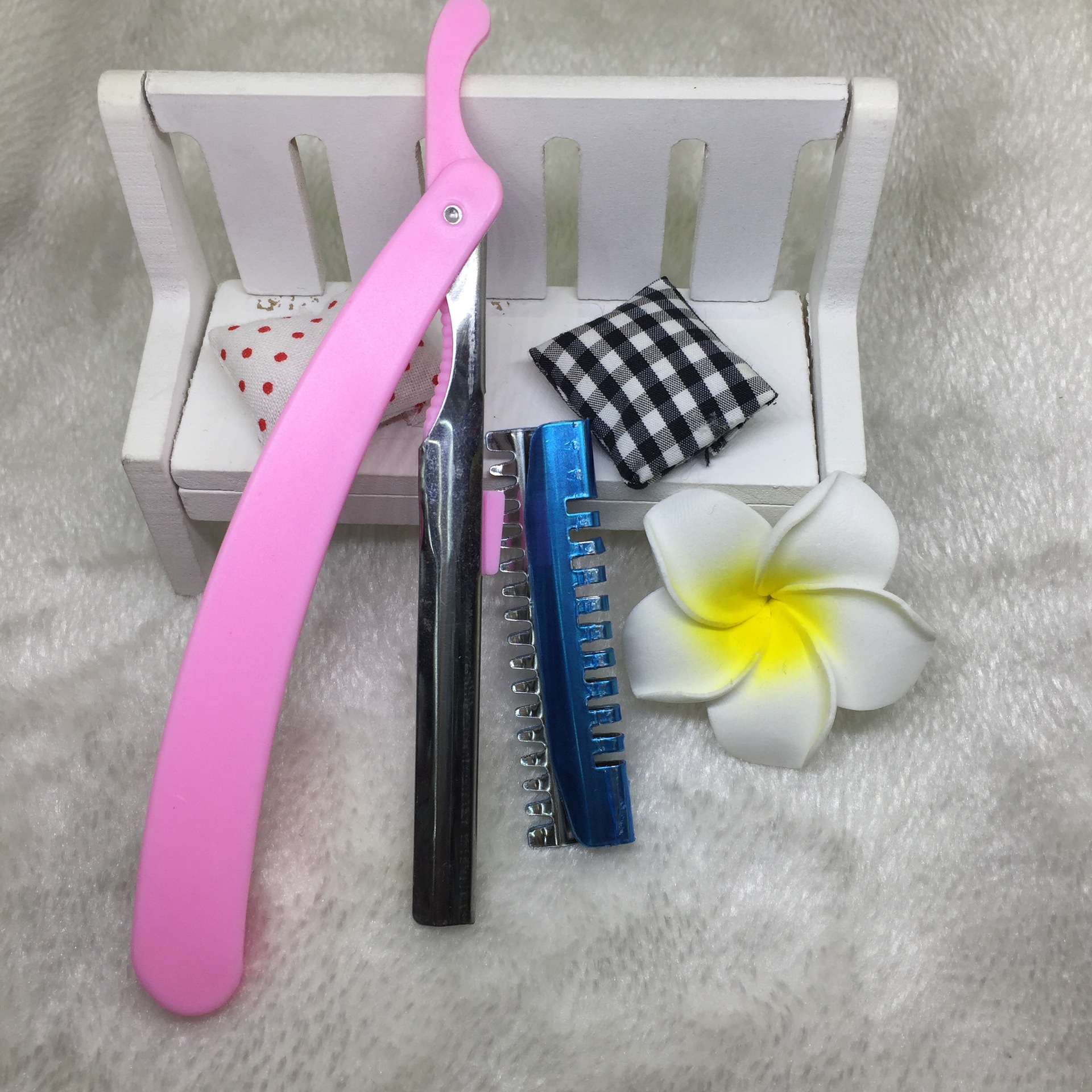 Old school razor suction card hand razor eyebrow shaver beard shaver shaving hair barber razor holder
