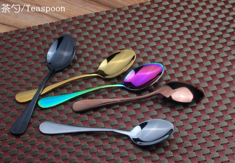 High-end tableware set creative black gold Western steak knives, forks and spoons High-end tableware set creative black gold Western steak knives, forks and spoons