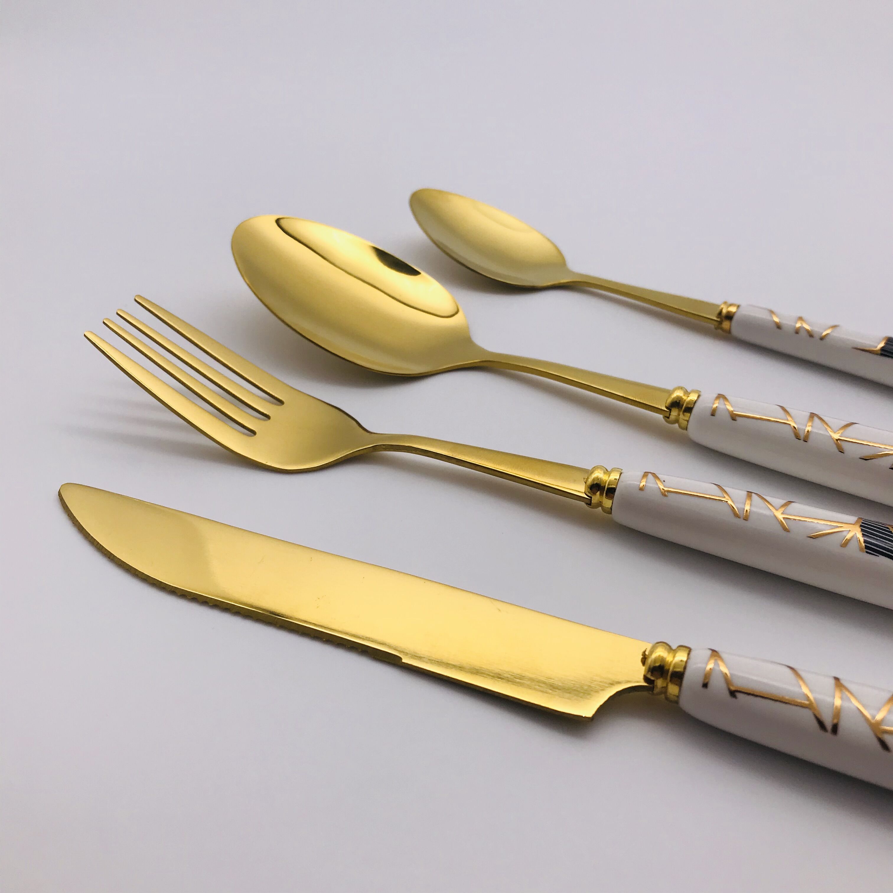 Stainless Steel Porcelain Handle Nordic Western Food Tableware Set Household Western Style Boxed Knife, Fork and Spoon Gift with Shelf