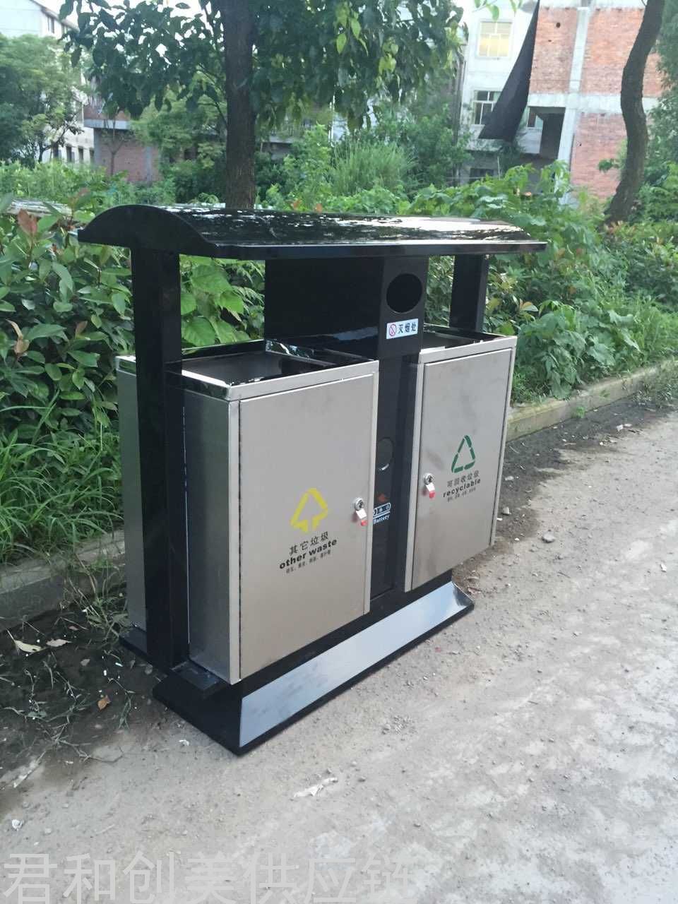 Garbage Bin Galvanized Steel Trash Can Park Classification Dustbin Scenic Spot Trash Bin Outdoor Recycle Bin