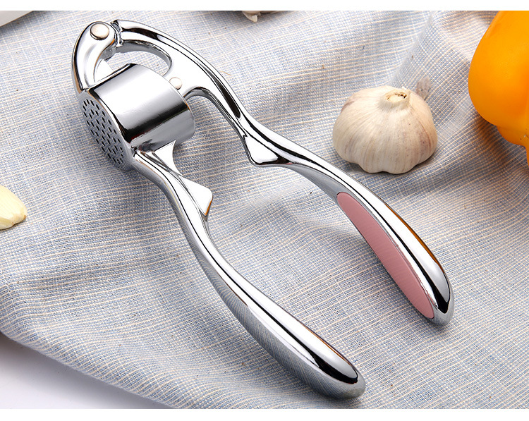 Zinc alloy garlic press multifunctional manual rammer garlic puree peeler garlic clip kitchen gadgets