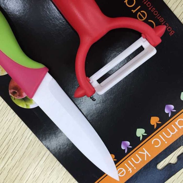 Creative gifts mini kitchen ceramic tool set ceramic knife and ceramic peeler fruit peeling device Creative gifts mini kitchen ceramic tool set ceramic knife and ceramic peeler fruit peeling device