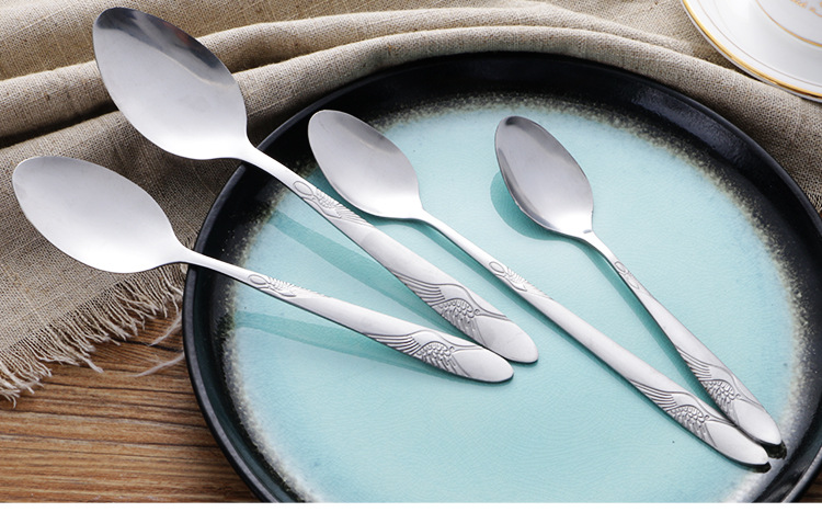 Stainless steel tableware, knife, fork and spoon, Western steak knife retro Crane carved European tableware family Stainless steel tableware, knife, fork and spoon, Western steak knife retro Crane carved European tableware family