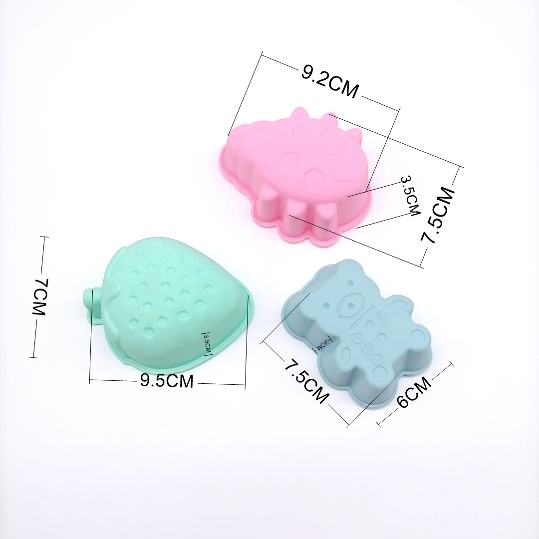 DIY Bear Strawberry Insect Cake Mold Chocolate Biscuit Mold Non-Toxic Tasteless Silicone Mold Wholesale DIY Bear Strawberry Insect Cake Mold Chocolate Biscuit Mold Non-Toxic Tasteless Silicone Mold Wholesale