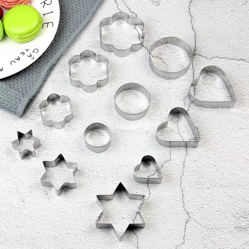 Stainless Steel Steamed Bread Biscuit Vegetable Fruit Cutting Mold Valentine&#039;s Day Love Plum Blossom round Star-Shaped Three-Dimensional Biscuit Mold