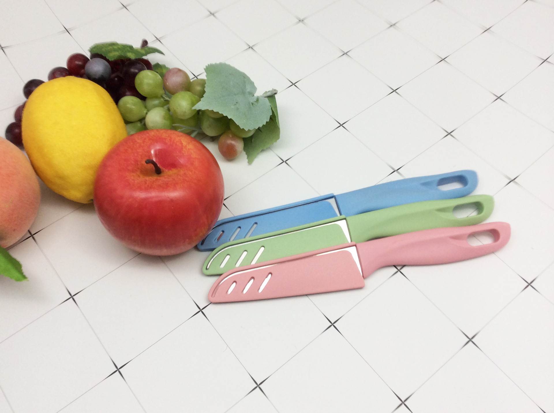 Stall Three-Color Fruit Knife Peeler Home Kitchen Knives Portable Fruit Knife Kitchen Knife Factory Supply Stall Three-Color Fruit Knife Peeler Home Kitchen Knives Portable Fruit Knife Kitchen Knife Factory Supply