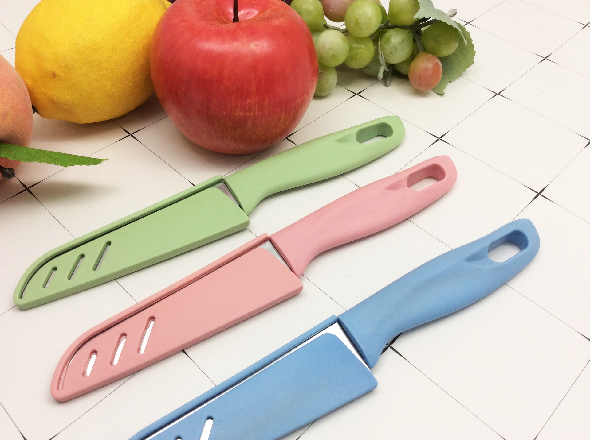 Stall Three-Color Fruit Knife Peeler Home Kitchen Knives Portable Fruit Knife Kitchen Knife Factory Supply Stall Three-Color Fruit Knife Peeler Home Kitchen Knives Portable Fruit Knife Kitchen Knife Factory Supply