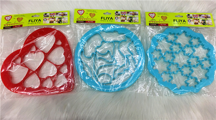 DIY biscuit mold zoo puzzle love snowflake cookie mold many kinds of biscuit mold set cartoon