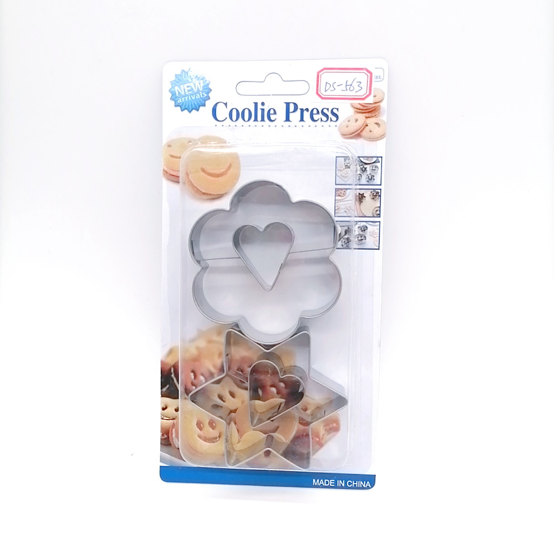 2-Piece Stainless Steel Love Biscuit Mold Biscuit Cutting Tool Creative Heart Biscuit Mold
