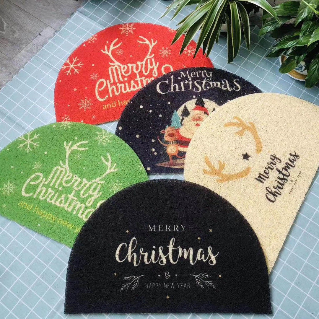 Christmas PVC Floor Mat Semicircle Holiday Atmosphere Home Carpet Home Door Mat Mud Non-Slip Filiform Pad