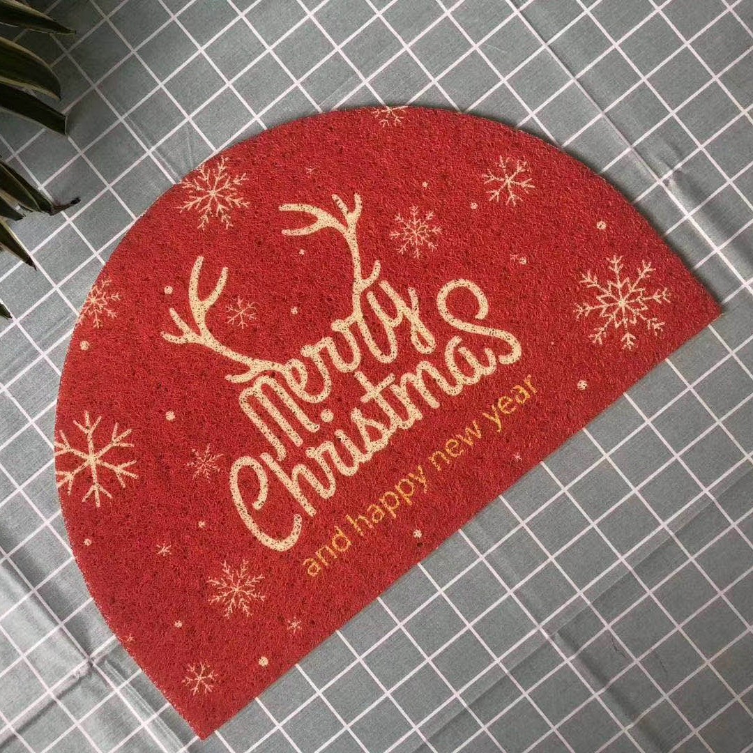 Christmas PVC Floor Mat Semicircle Holiday Atmosphere Home Carpet Home Door Mat Mud Non-Slip Filiform Pad