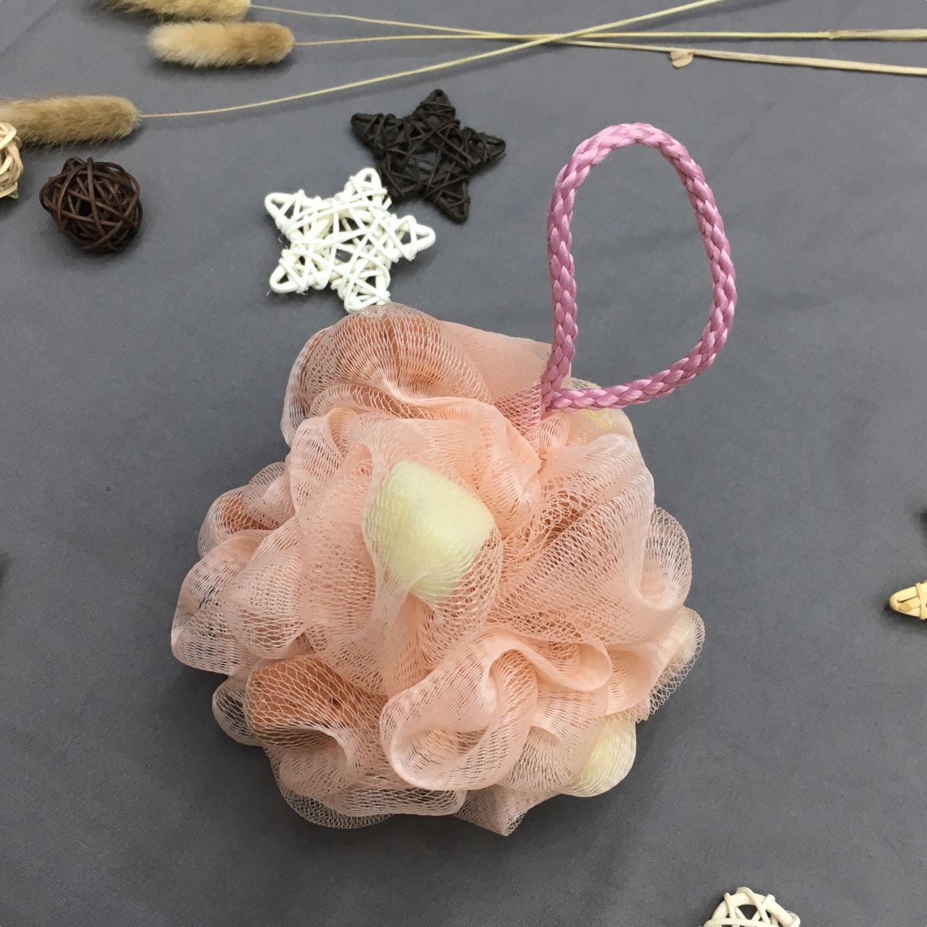 7. Qingzhi brand heart-shaped sponge bath ball 7. Qingzhi brand heart-shaped sponge bath ball