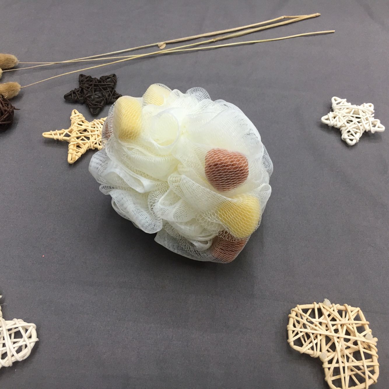 7. Qingzhi brand heart-shaped sponge bath ball 7. Qingzhi brand heart-shaped sponge bath ball