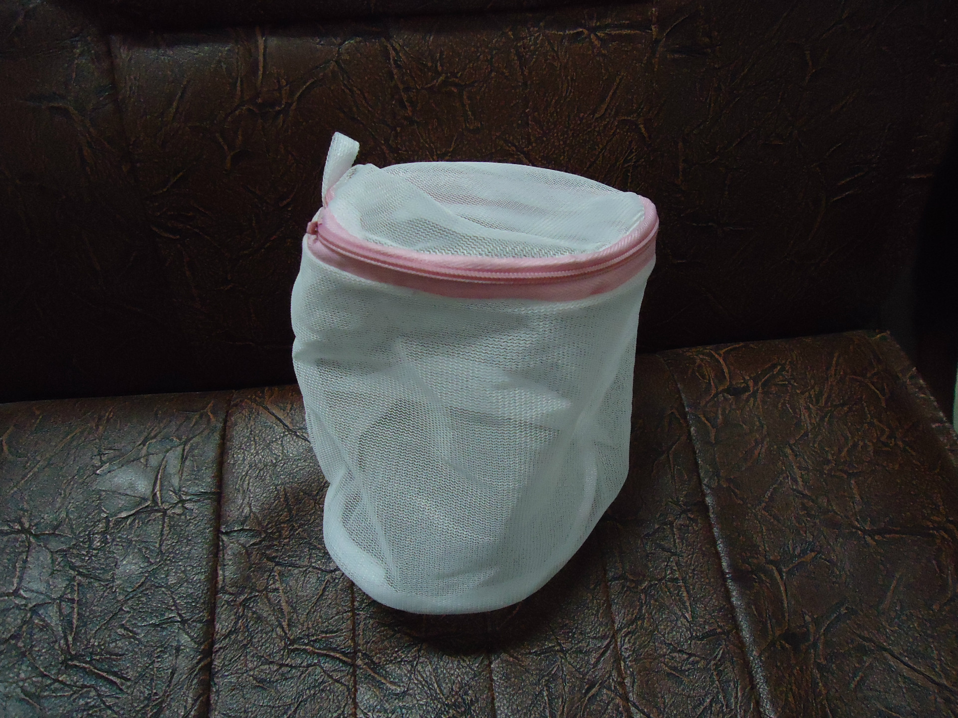 Our Factory Specializes in Producing Laundry Bags Laundry Baskets Storage Basket Storage Baskets Trash Cans