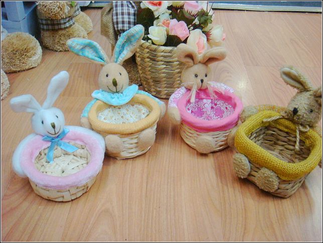 Manufacturers selling Easter egg Bunny storage basket can be mounted straw storage baskets storage baskets