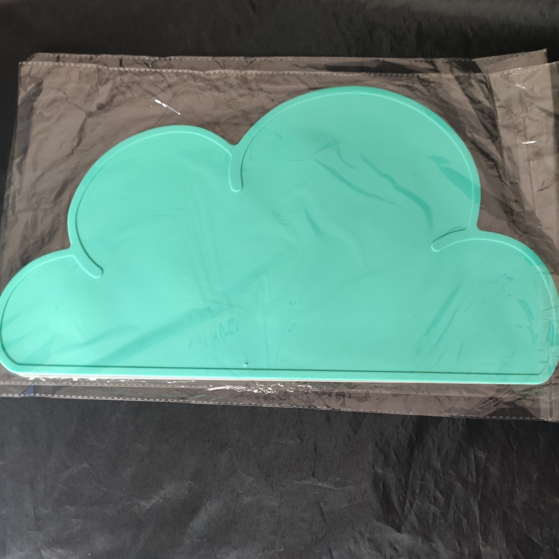 Children&#039;s Placemat Silicone Cloud Heat Proof Mat Creative Coaster Pet NonSlip LeakProof Pad AntiScalding Table Mat