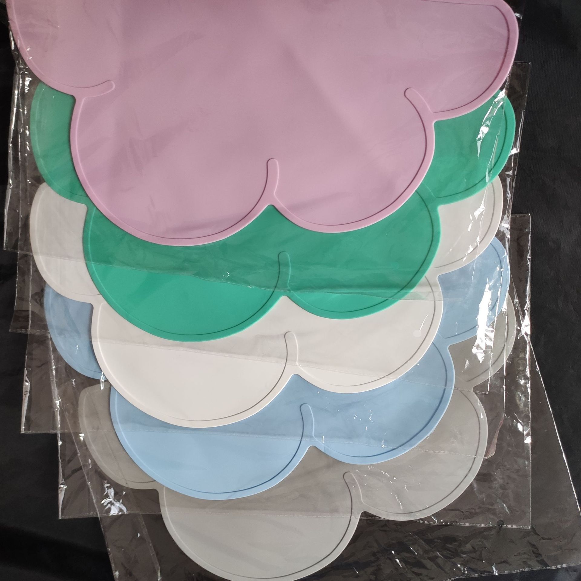 Children&#039;s Placemat Silicone Cloud Heat Proof Mat Creative Coaster Pet NonSlip LeakProof Pad AntiScalding Table Mat
