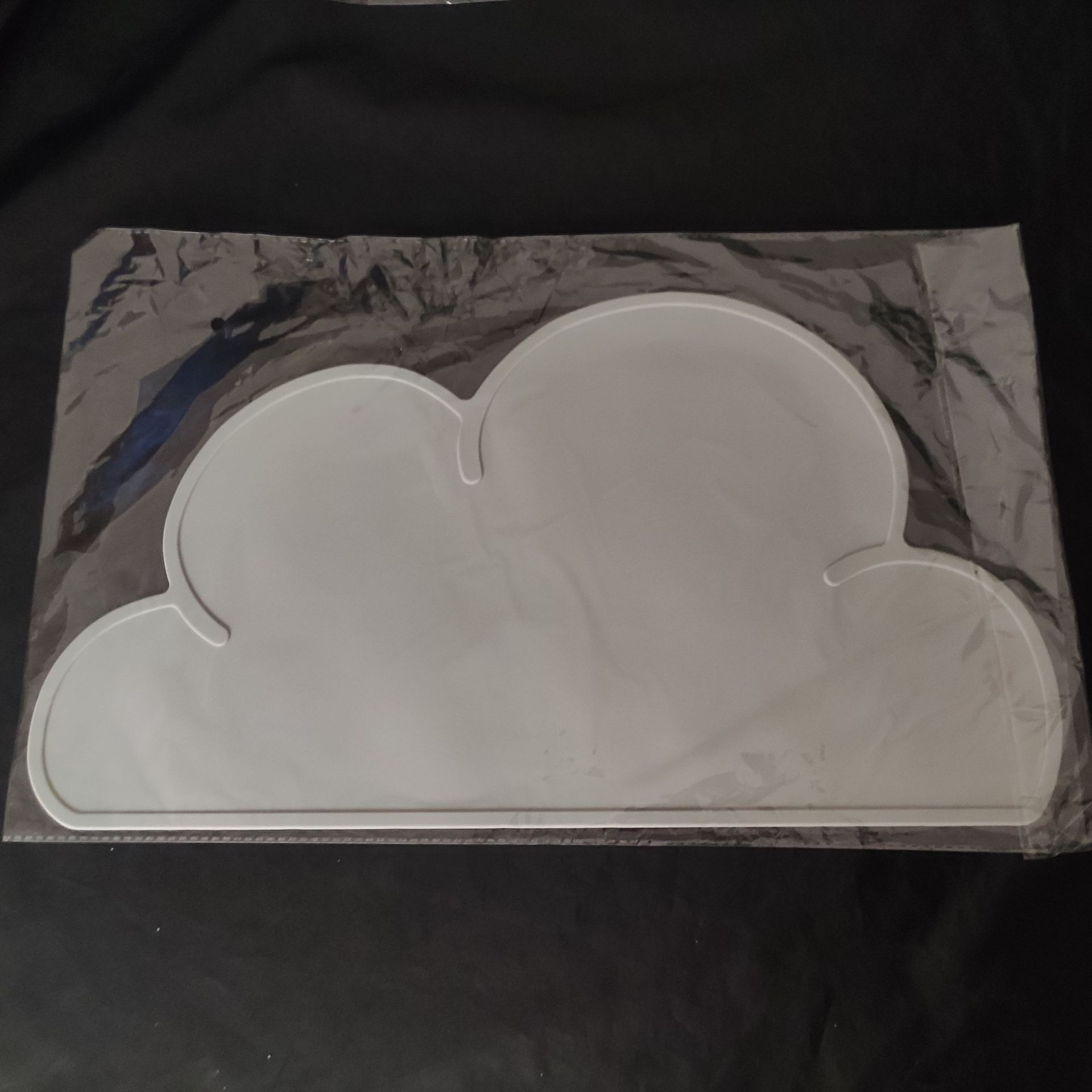 Children's Placemat Silicone Cloud Heat Proof Mat Creative Coaster Pet NonSlip LeakProof Pad AntiScalding Table Mat