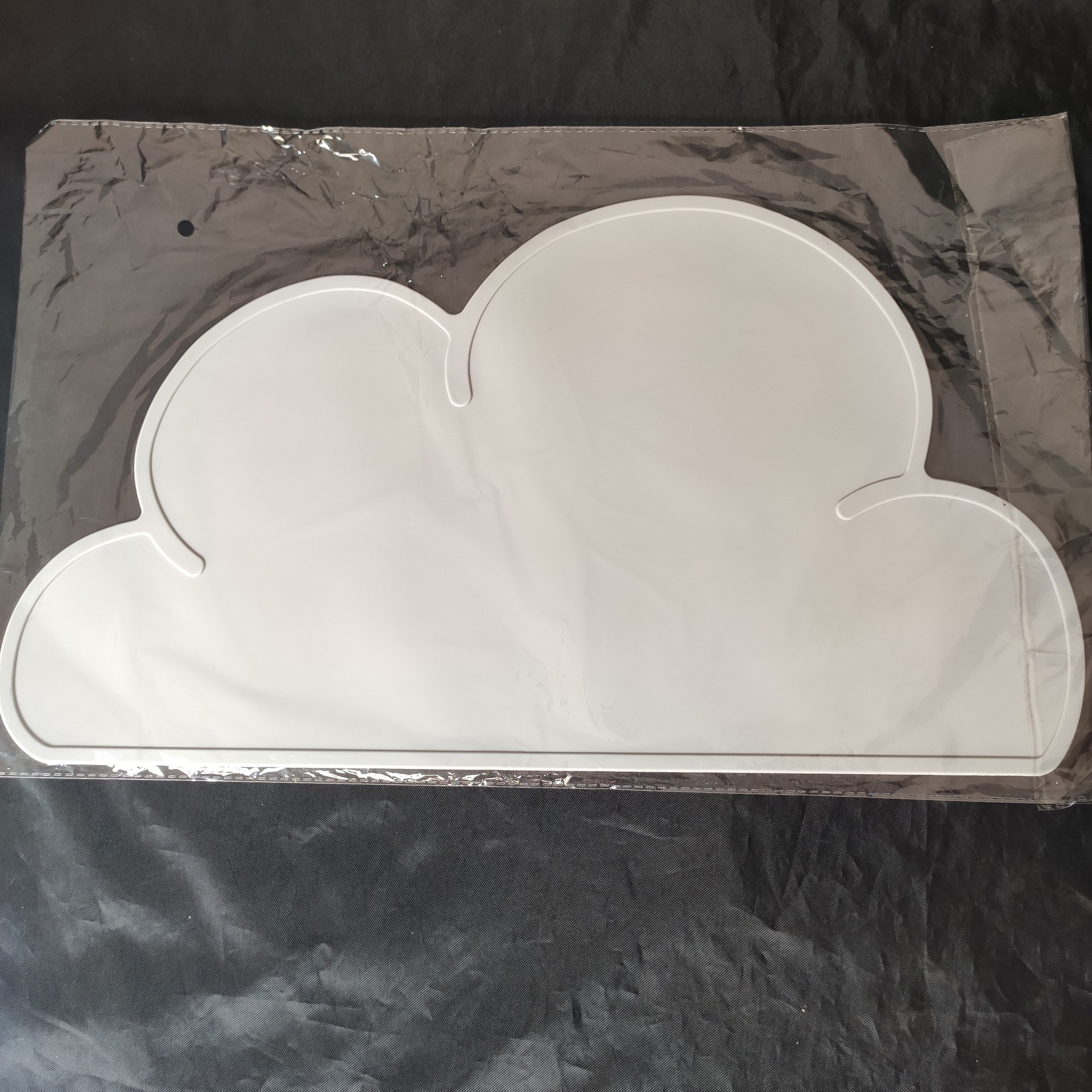 Children's Placemat Silicone Cloud Heat Proof Mat Creative Coaster Pet NonSlip LeakProof Pad AntiScalding Table Mat