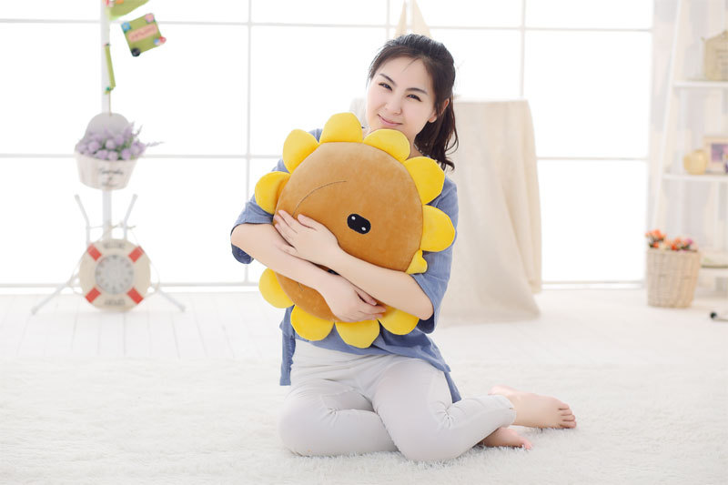 Sunflower Bolster Sunflower Hand Warmers Intervention Cushion Sunshine Smiling Face Activity Afternoon Nap Pillow Gift Customization