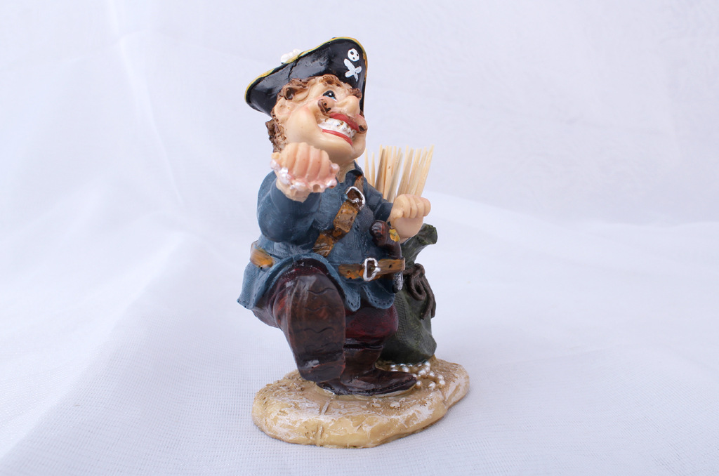 Exclusive for Cross-Border Decoration European Pirate Toothpick Tin Decoration Home Living Room and Dining Room Decorations Decoration Creative Gift Exclusive for Cross-Border Decoration European Pirate Toothpick Tin Decoration Home Living Room and Dining Room Decorations Decoration Creative Gift